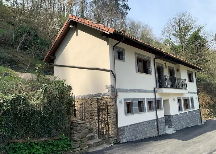Casa Rural En Santa Cruz-Mieres