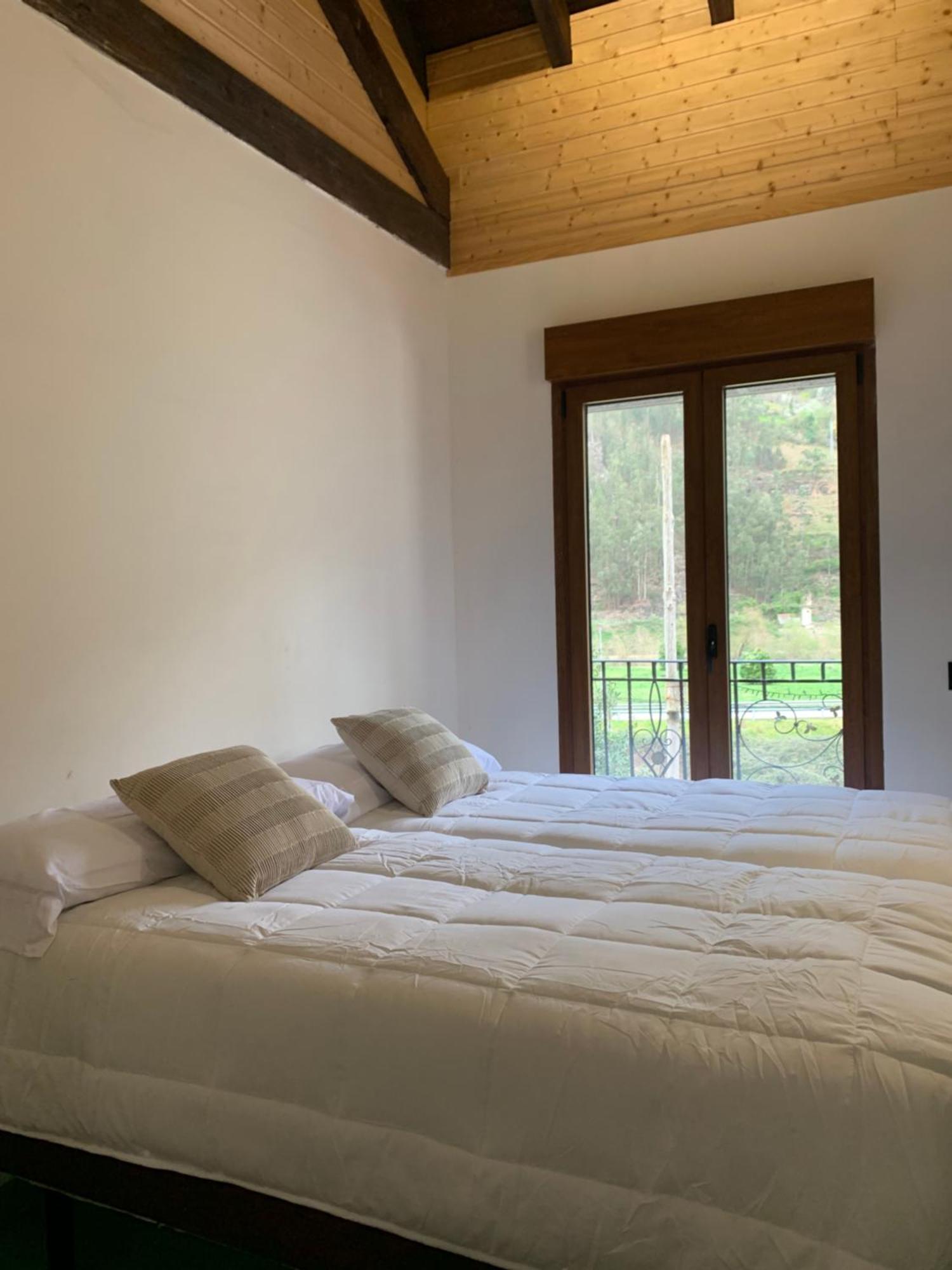 Casa Rural En Santa Cruz-mieres Chalet